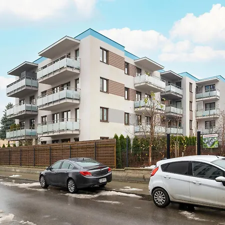 Cozy Pachonskiego With Balcony And Parking By Renters クラクフ